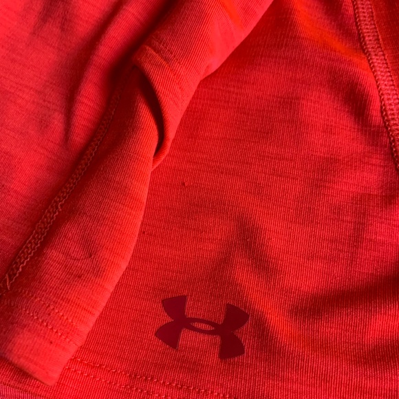 Under Armour Hot Pink Women's Turtleneck Size LG/G - Picture 2 of 5